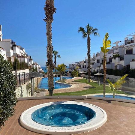 Increíble apartamento a 200 m de la PLAYA Torrevieja Exterior foto